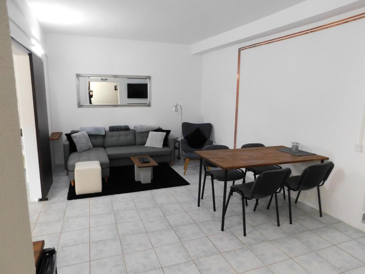 Mountain Vista Suites Zărneşti Esterno foto