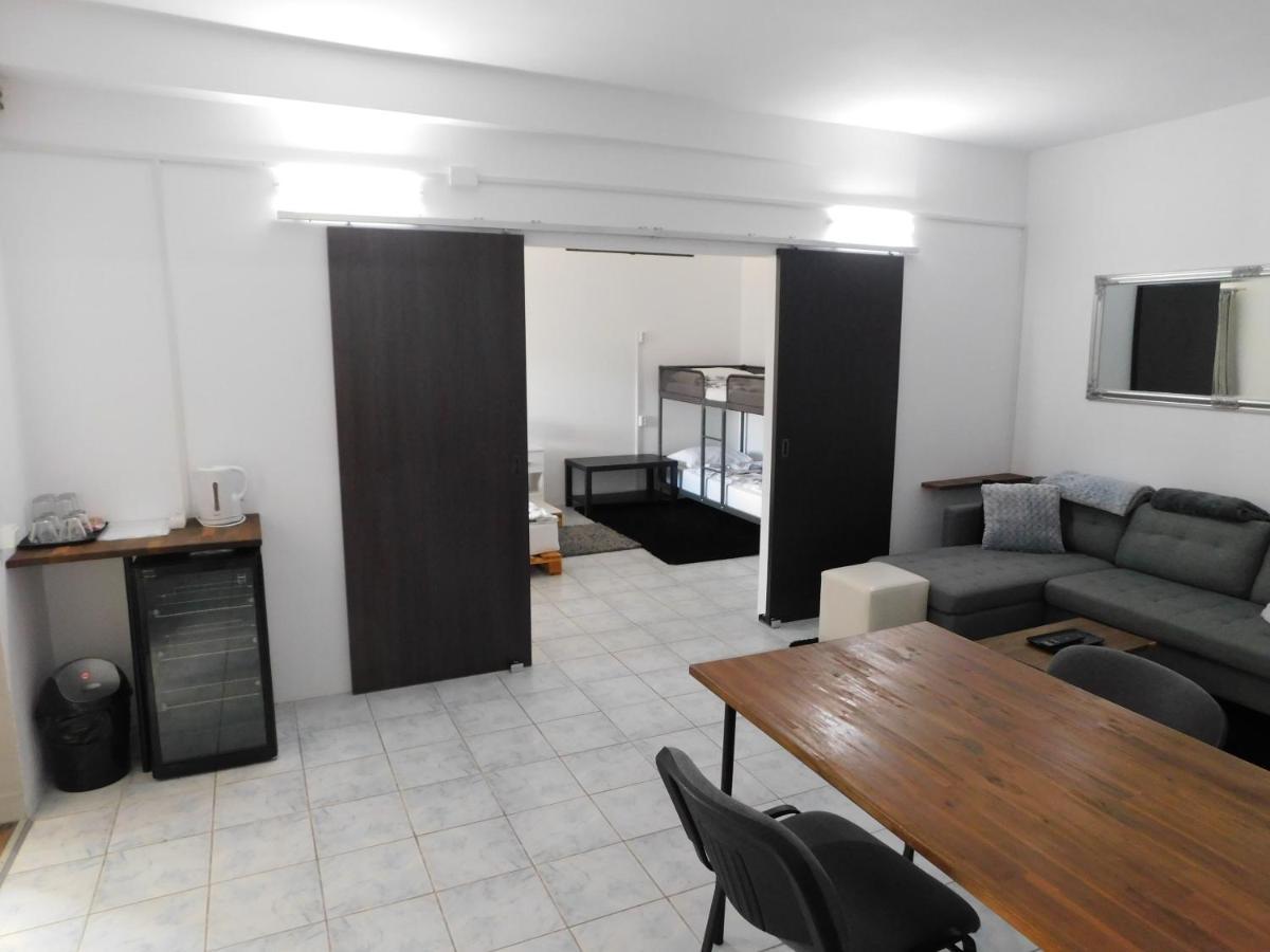 Mountain Vista Suites Zărneşti Esterno foto